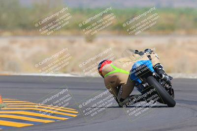 media/Oct-09-2022-SoCal Trackdays (Sun) [[95640aeeb6]]/Turn 14 Backside (1125am)/